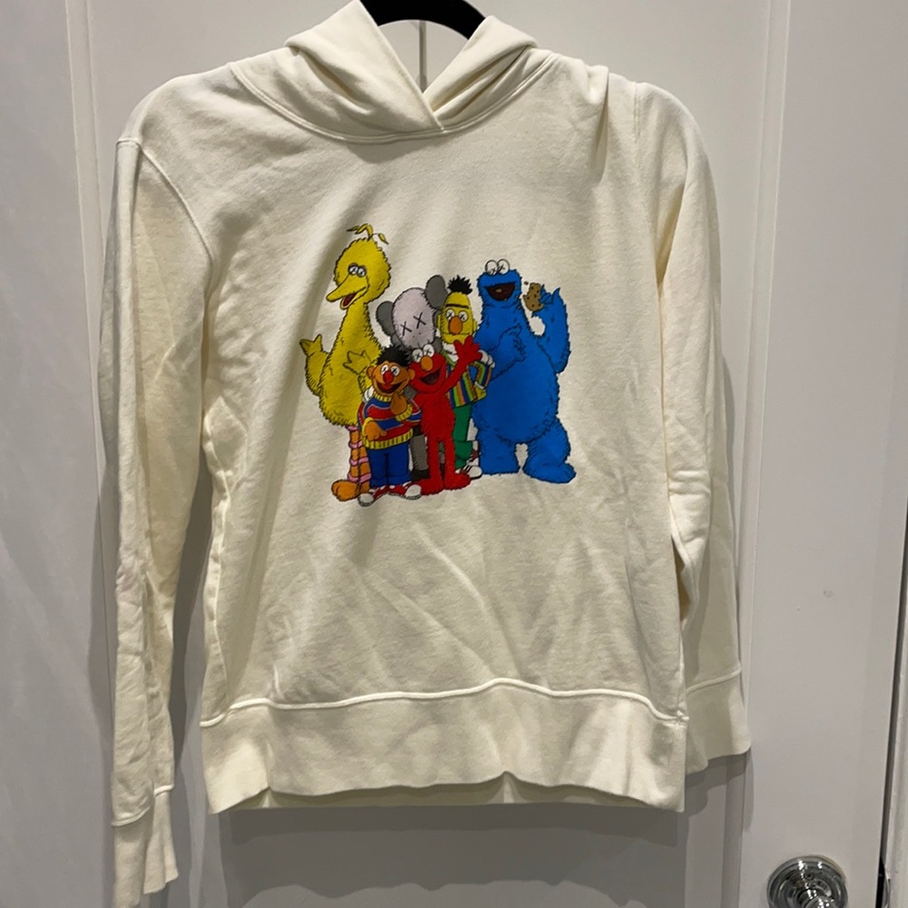 Uniqlo Sesame Street hoodie